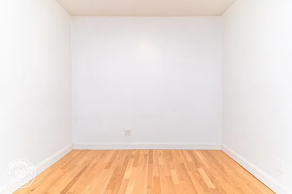 Rented by MySpaceNYC | media 5