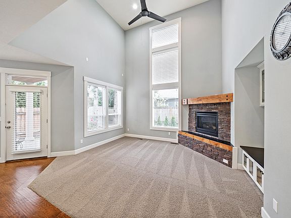 5th image of 1105 SE 187th Ave