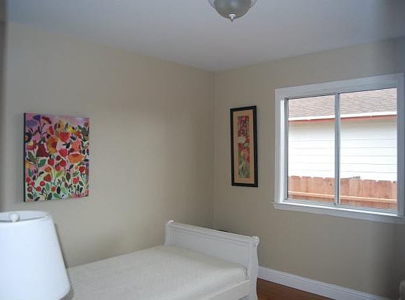 5th image of 3685 Sunset Dr