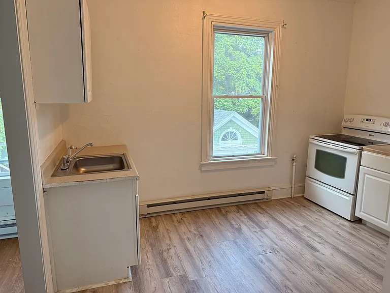 17 Harrison St #C — Photo 10