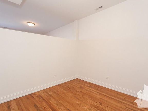 2nd image of 4042 N Milwaukee Ave #3AA