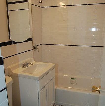 5th image of 244 Seaman Ave #4B