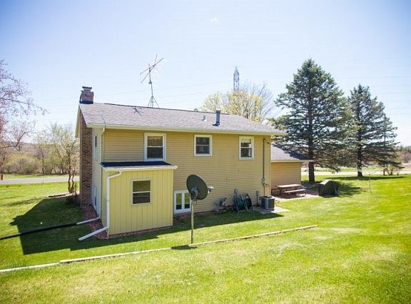 3rd image of 2515 Williams Dr