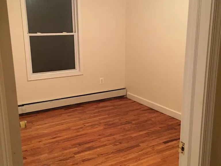 727 Newark Ave #2 — Photo 9