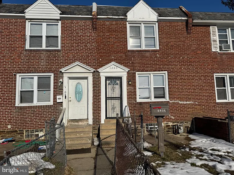 1203 Edgehill Rd — Photo 1