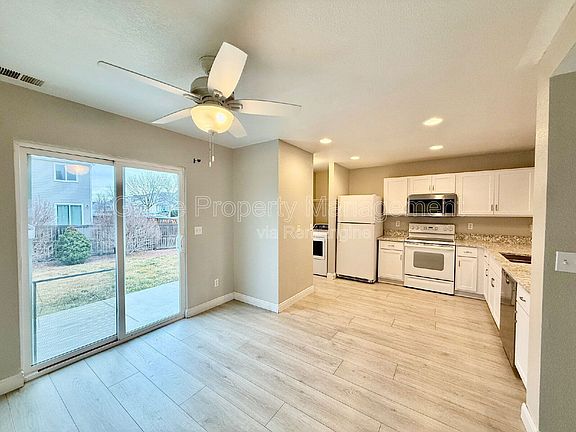4th image of 1217 Bluejay Ave