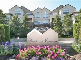 615 6th St APT 102, Kirkland, WA 98033