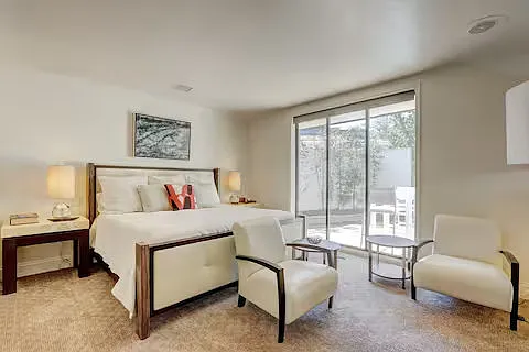 3 bed, 2.5 bath, 2511 sqft, $4,500 — Photo 4