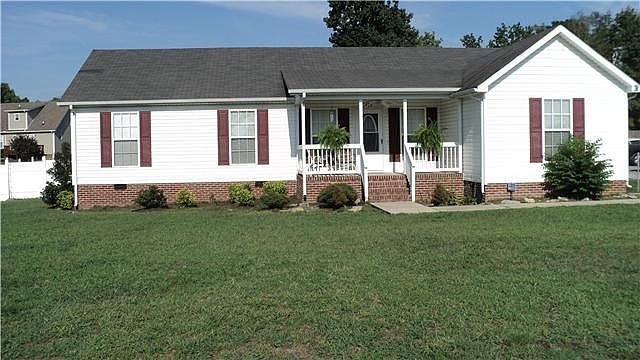 1st image of 403 S Wood Ct