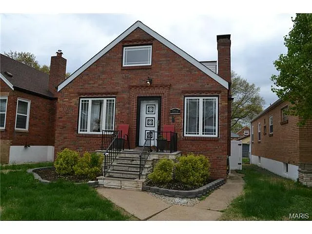 5714 Potomac St photo 1