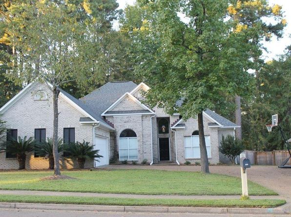 325 Pinewood Ln