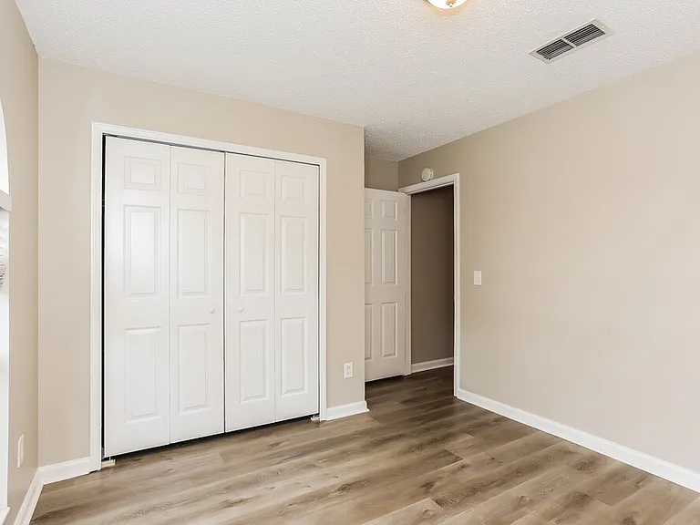 1554 Mountain Lake Dr W — Photo 14