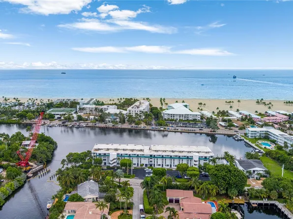 2424 SE 17th St APT 105B, Fort Lauderdale, FL 33316