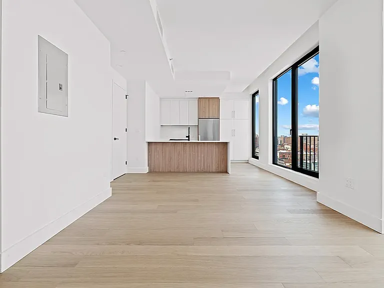 224 W 124th St #202 — Photo 7