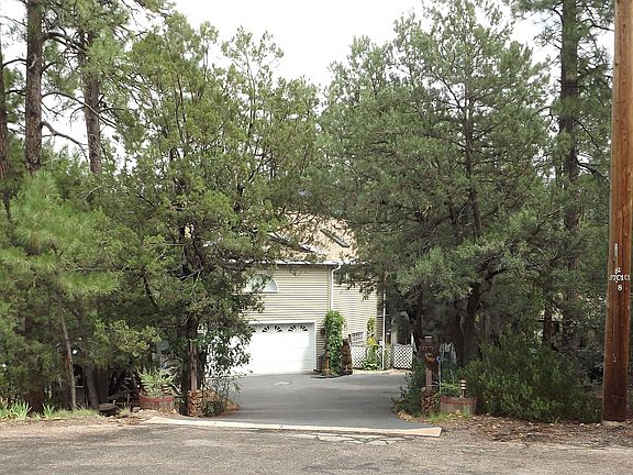 Driveway from Fairholm Dr