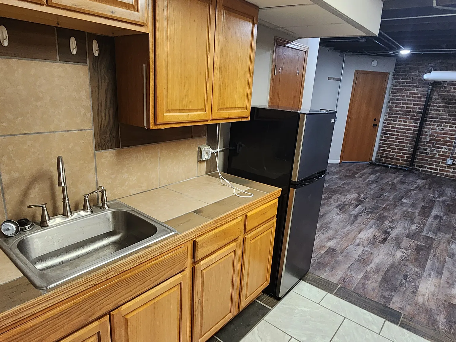 Studio, 500 sqft, $800 — Photo 3