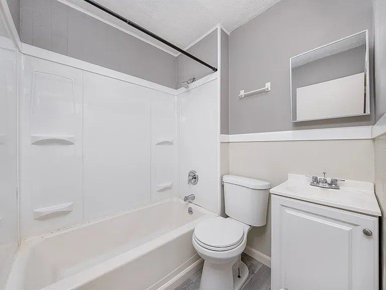 51 Rosemont St #2 — Photo 10