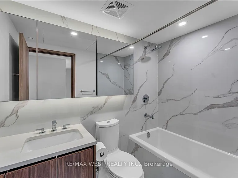 1 Concord Cityplace Way #5709 — Photo 5