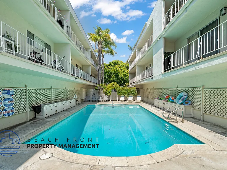2700 Aviation Blvd #2704 — Photo 4