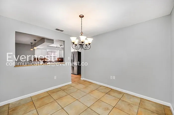 502 El Camino Real S — Photo 6