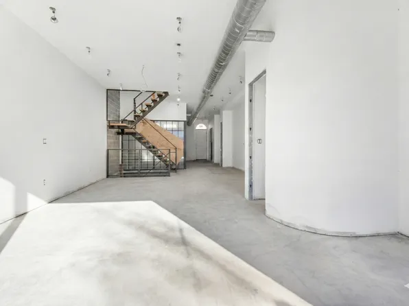 520 17th Street image 3 of 18