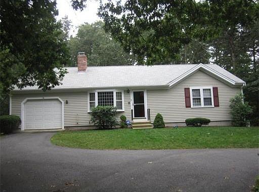 1st image of 6 Stoney Hill Dr