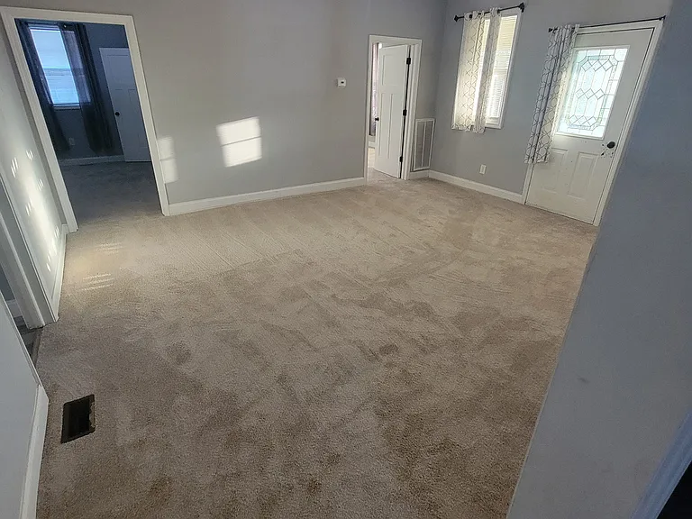 210 Andrews Ave — Photo 4