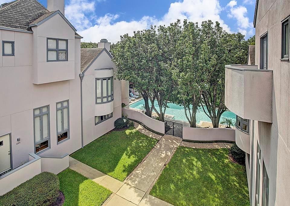 1st image of 1363 Arlington St #1363