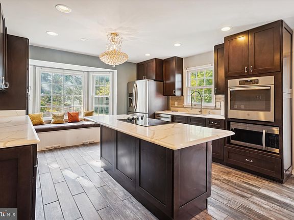 3rd image of 4305 Flodden Ct