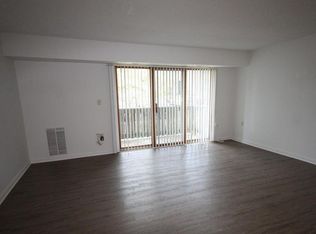 1809 Aspen Dr, Plainsboro, NJ 08536