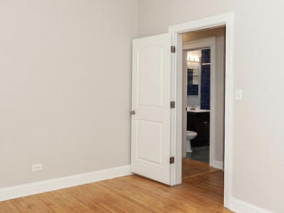 5th image of 1260 W Carmen Ave
