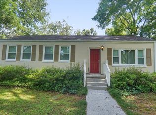 609 Pineview Dr, Pickens, SC 29671