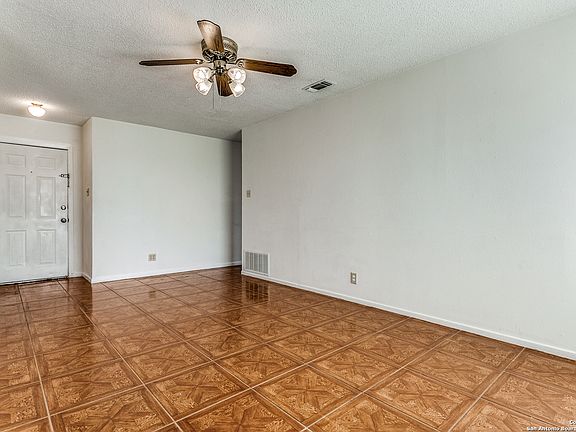 5th image of 7010 BUTTERFIELD DR