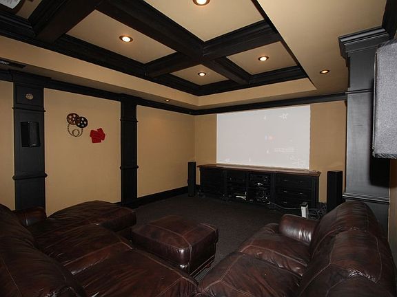 4th image of 5400 Aspen Laurel Dr