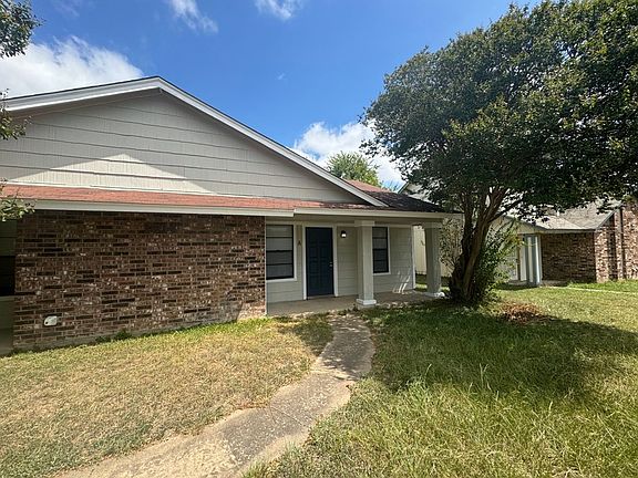 5th image of 1614 W Braker Ln #A