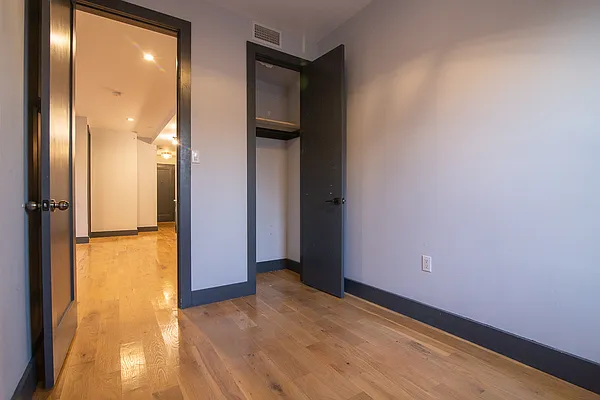 Rented by Isaac Silberstein, LREB | media 45