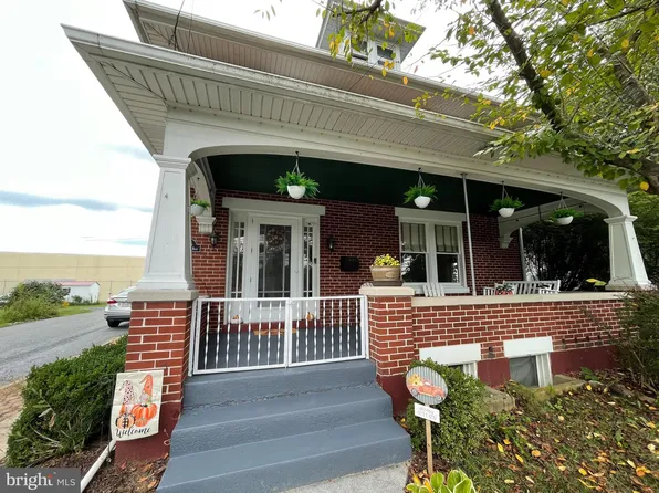 455 E Derry Rd, Hershey, PA 17033