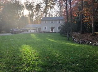 299 Alpine Dr, Amherst, MA 01002