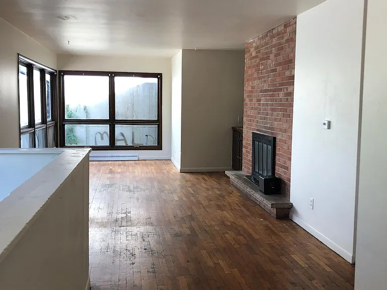 1510 Knollwood Ave — Photo 3