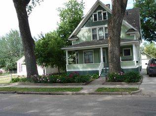 421 1st St NW, Minot, ND 58703