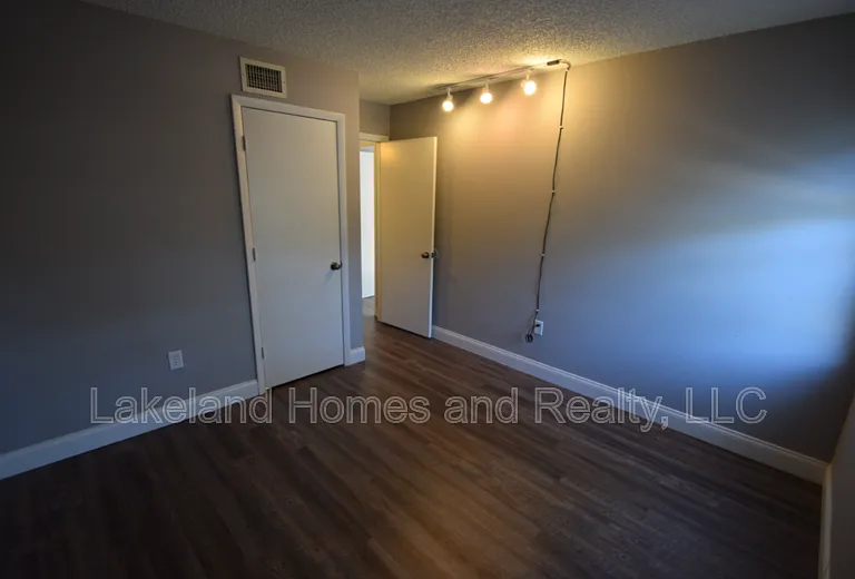 1005 S New York Ave #6 — Photo 14
