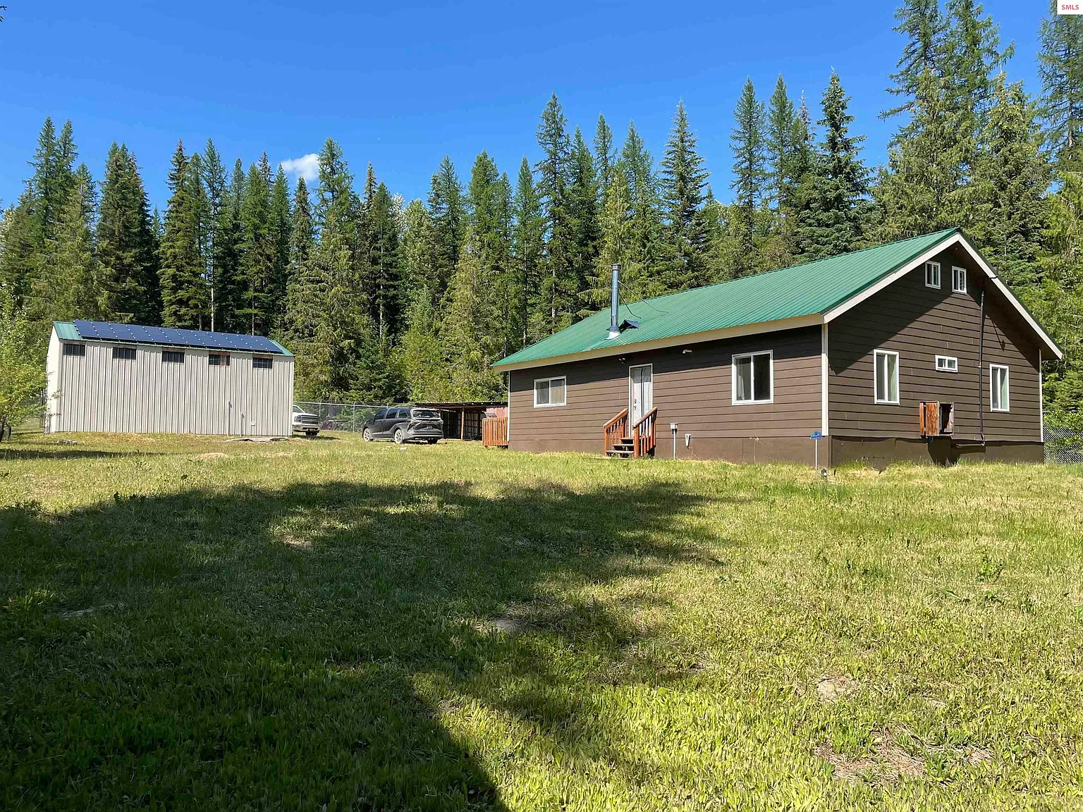 1094 Fortyniner Ln, Bonners Ferry ID - Owner Finance Home