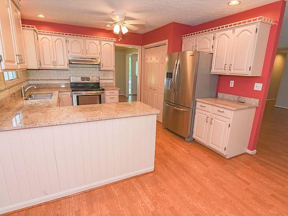 5th image of 8186 N Dilcrest Cir