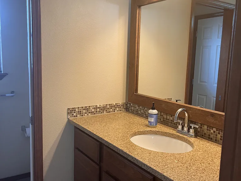 2911 W Cranberry Ave — Photo 9