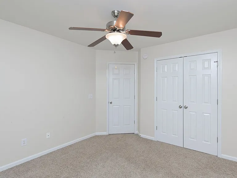 1811 Pulaski St — Photo 23