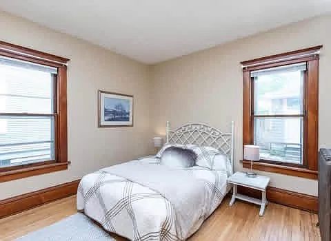 2642 Emerson Ave N #2 — Photo 5