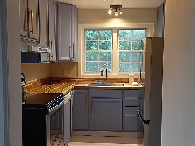 4901 Regent Rd — Photo 4