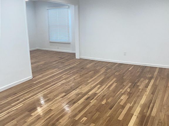 3rd image of 5148 Minturn Ave