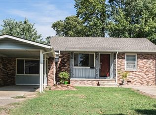 1213 E Jackson Ave N, Sapulpa, OK 74066