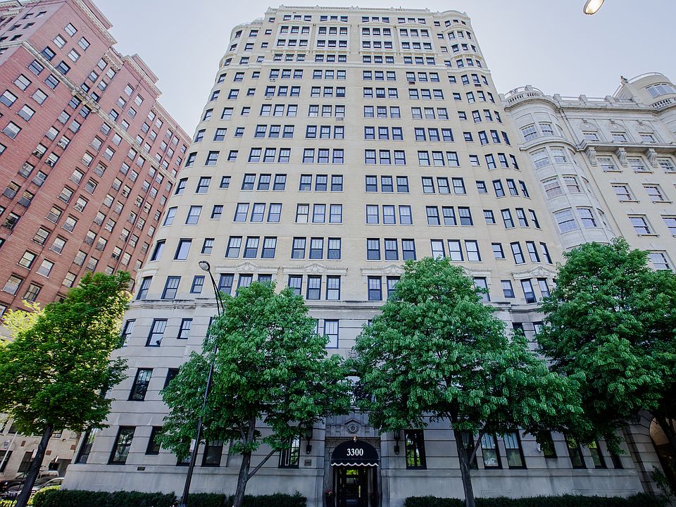 1st image of 3300 N Lake Shore Dr APT 5C